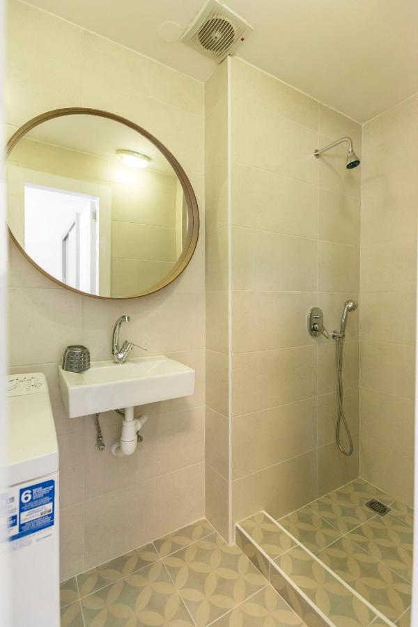 תל אביב 1B Patio Beach House Premium Location W/2 Balcony מראה חיצוני תמונה